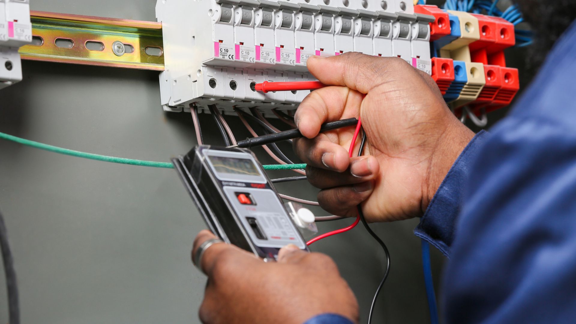 Fundamental Troubleshooting Principles for Electrical Systems by iCAN Electricians