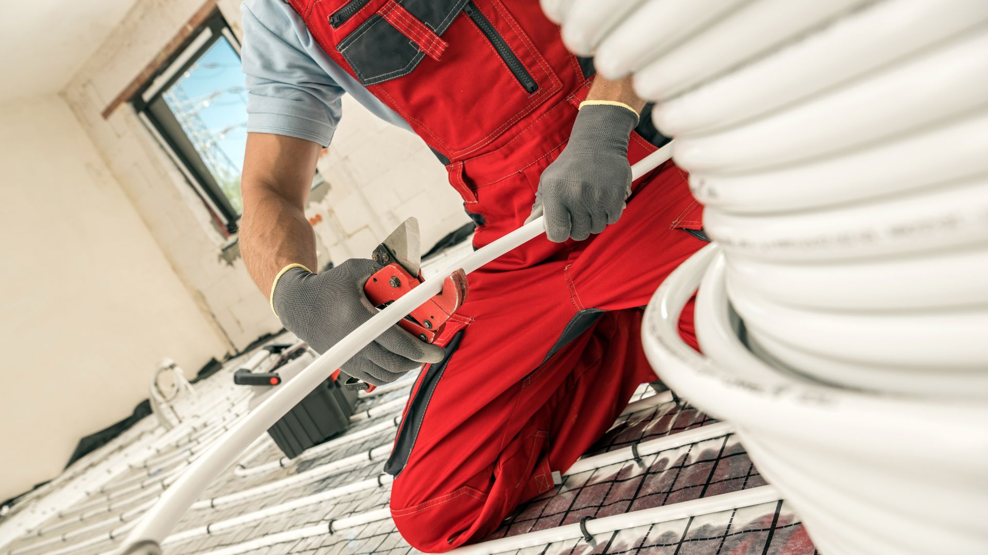 Benefits of Radiant Floor Heating: Optimal Electrical Services for Comfort and Efficiency