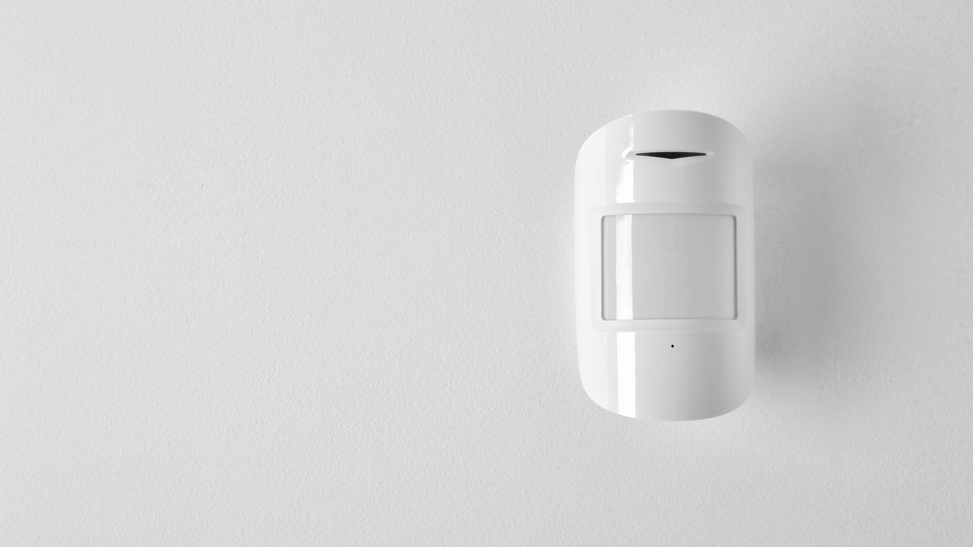 Advantages of Motion Sensing Lighting: Electrical Services for Enhanced Security and Efficiency