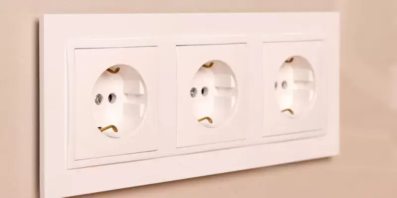 What You Need to Know About Electrical Outlets at Home in Mississauga 1