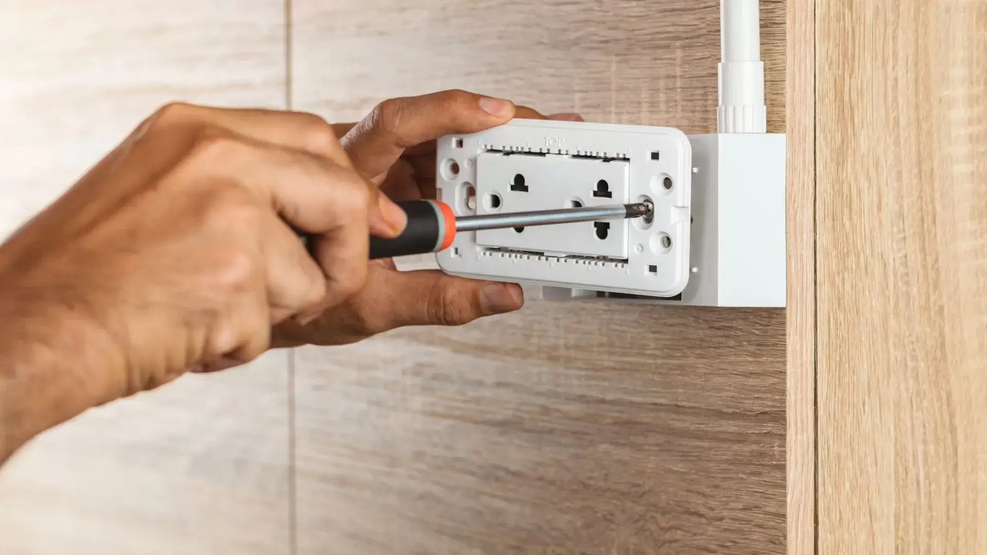 Services for Installing and Replacing Outlets and Plugs, Ideal for Electricians