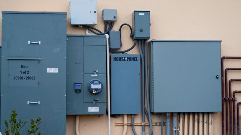 5 Reasons You Might Need an Electrical Panel Upgrade in Mississauga