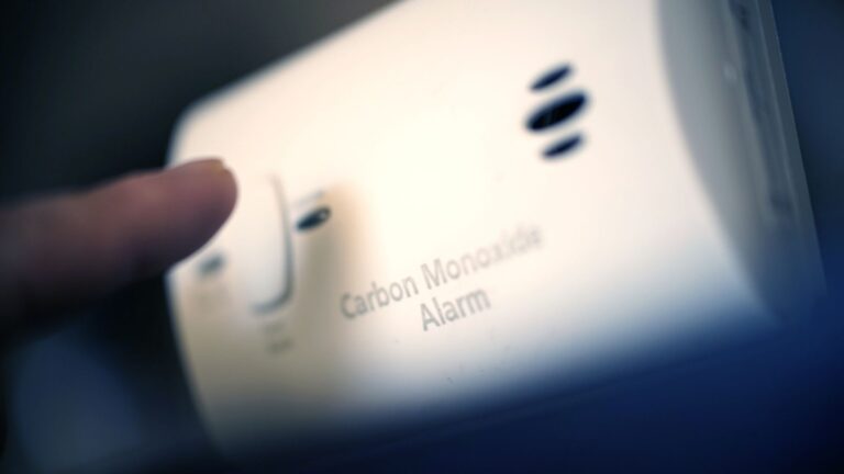 Is A Carbon Monoxide Alarm the Same As A Smoke Alarm in Mississauga