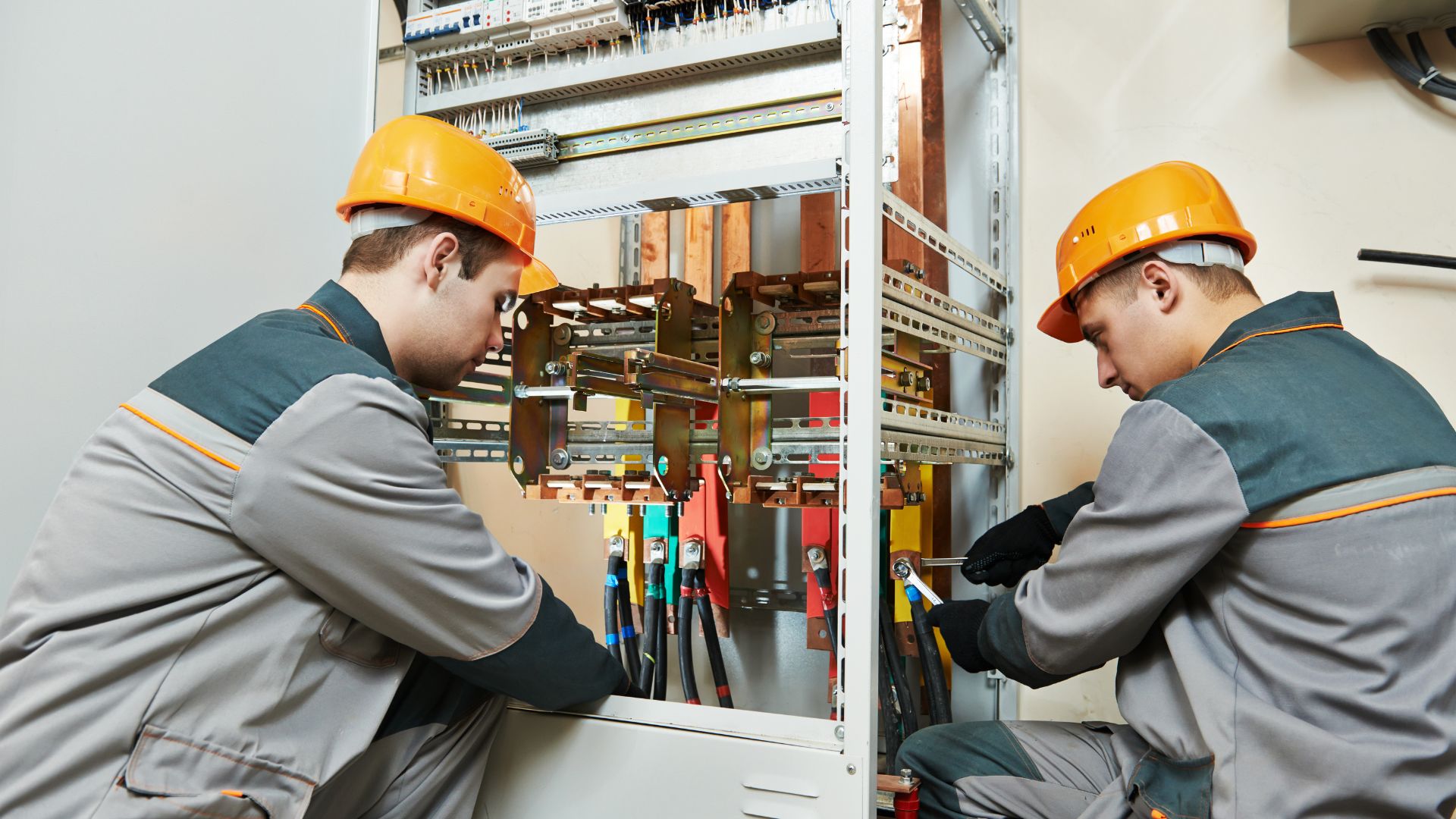 Stay Calm and Assess the Situation Advice from Electricians