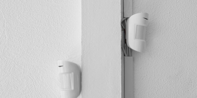 Best Uses for Indoor & Outdoor Motion Sensor Lighting in Mississauga 3