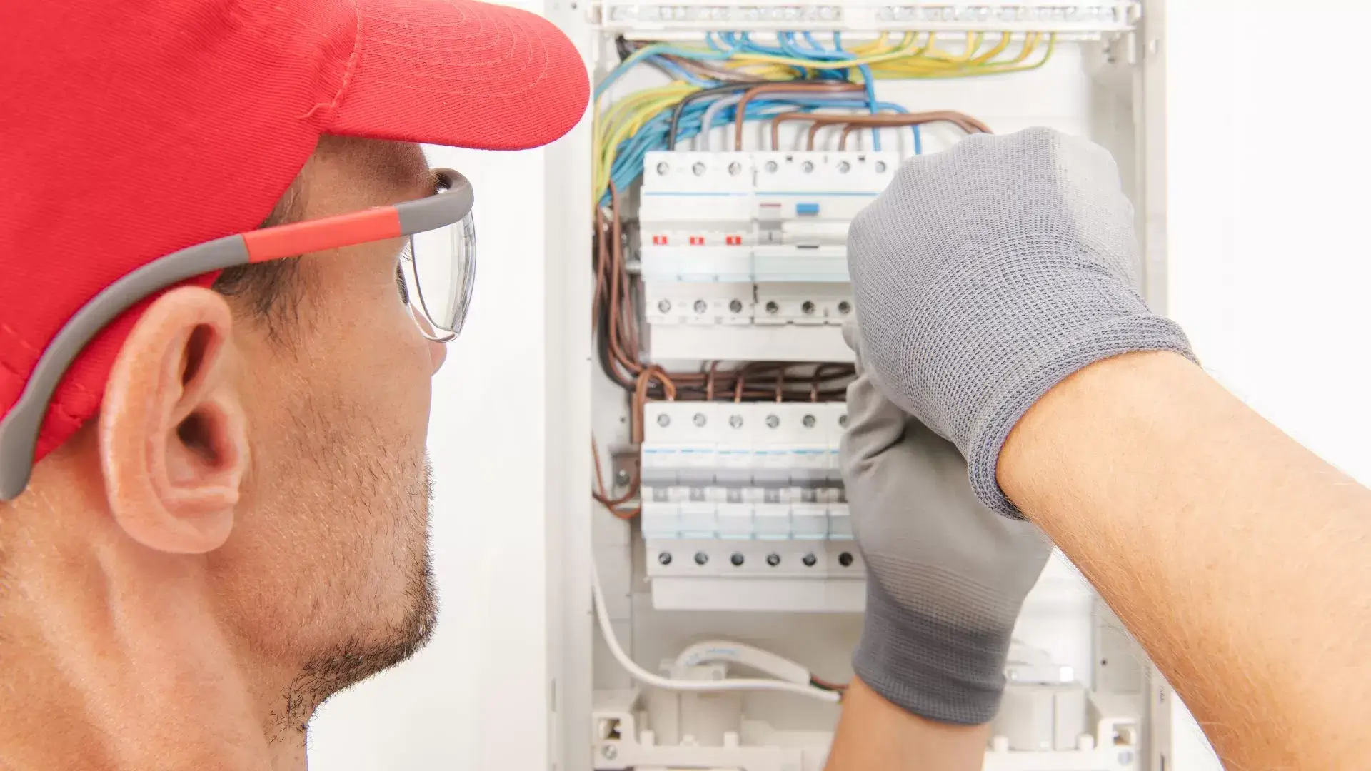 Evaluating the Electrical System: Procedures by Electricians