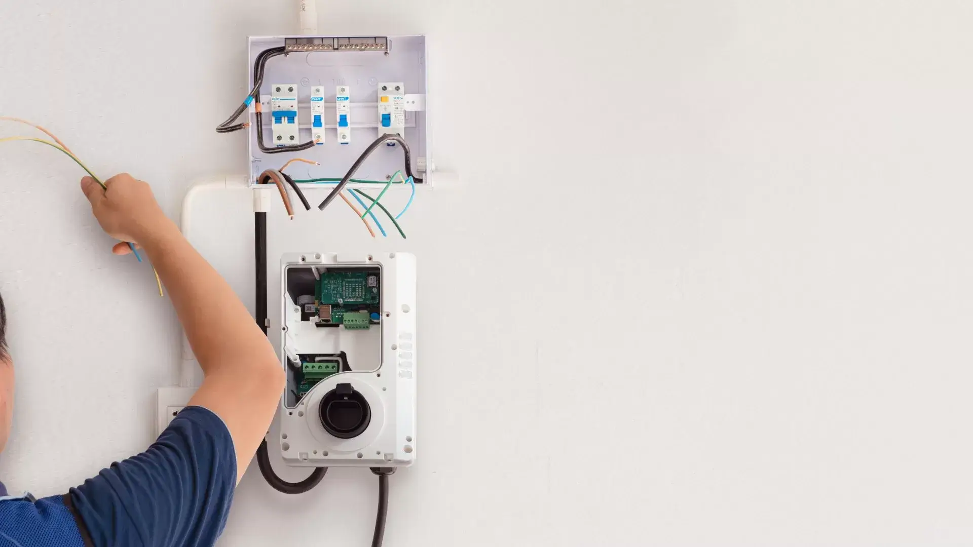 Overview of the Installation Process: Expert Guidance by Electricians